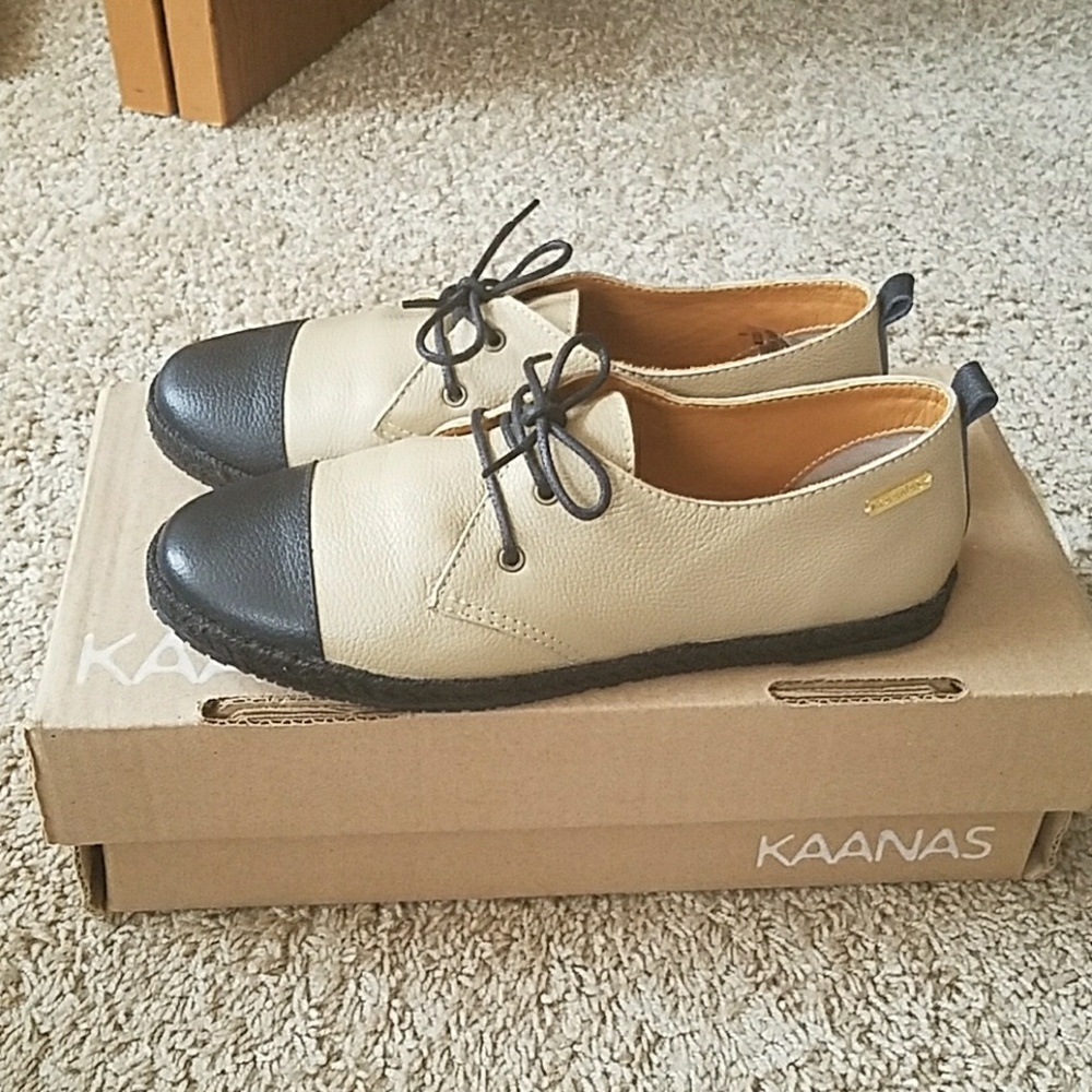 Kaanas  shoes, New never worn